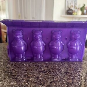 Disney "Winnie-the-Pooh" Purple Food making mold